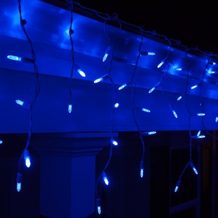 Blue or cool white colors in your outdoor icicle lights creates a colder, snowy icicle effect, which is very popular.